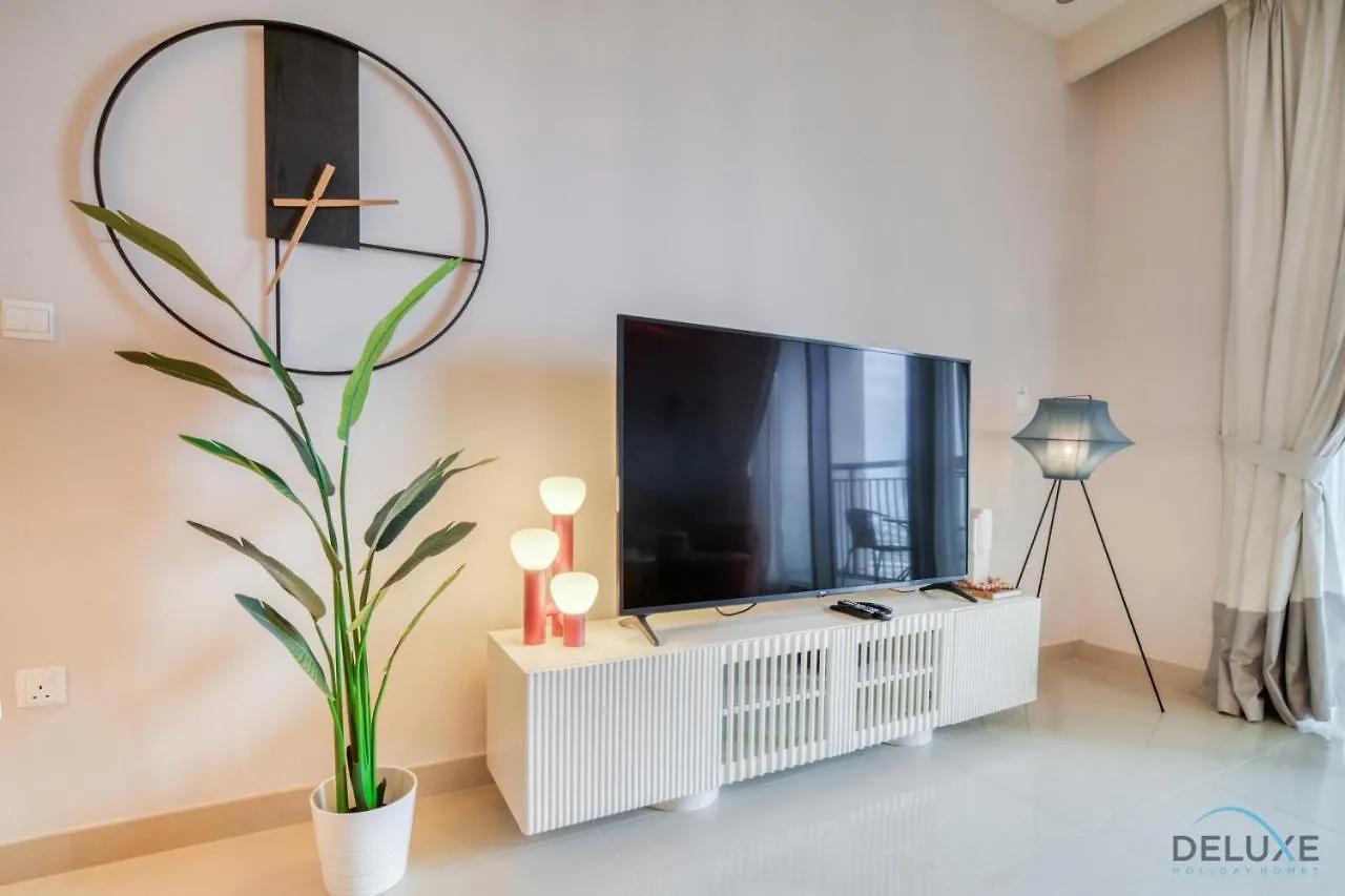 Classic 1Br At Harbour Views Tower 1 By Deluxe Holiday Homes Dubai 0*,  United Arab Emirates